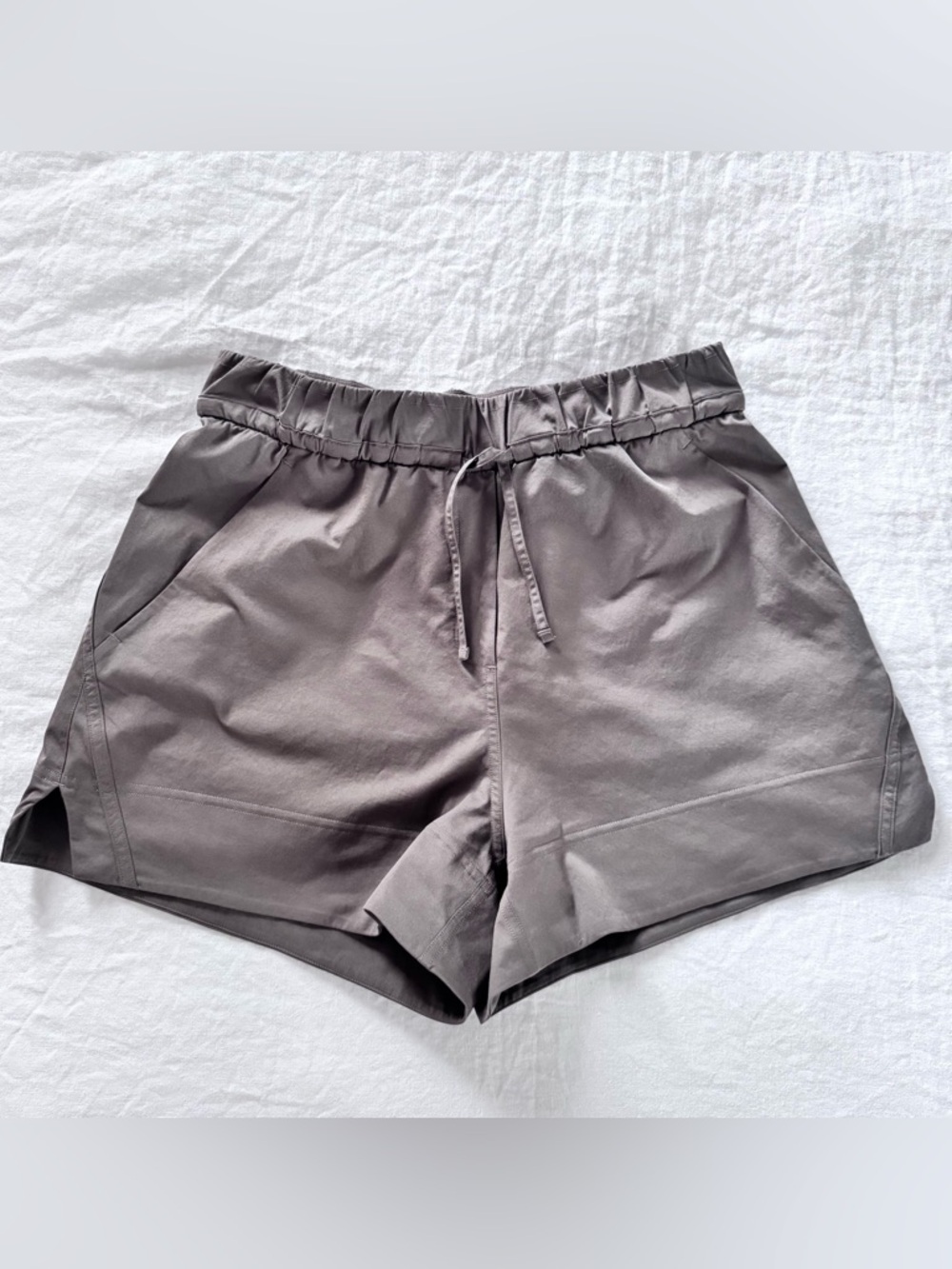 Lululemon Cinchable Waist High-Rise Woven Short